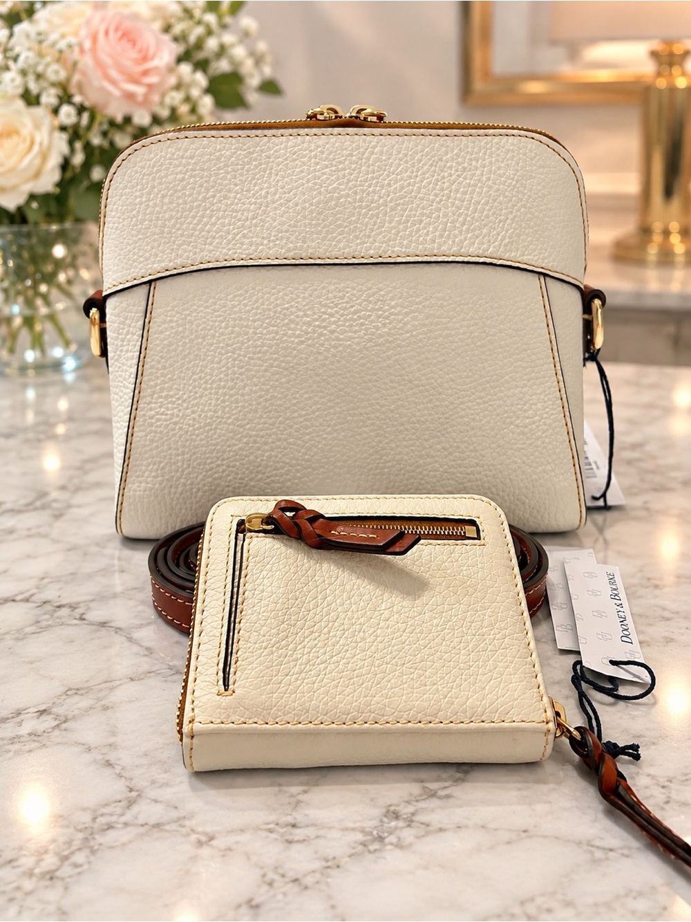 NWTs, Dooney & Bourke Creamy Pebbled Leather Cameron Crossbody & Matching Wallet - Picture 4 of 13